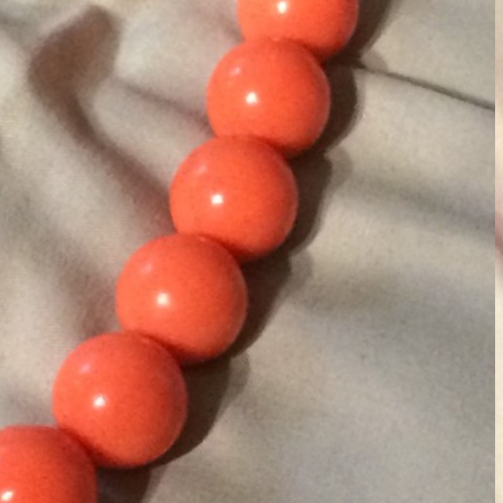 Necklace - Picture 3 of 4